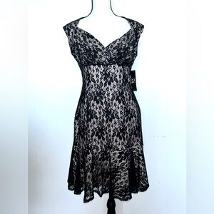 NY&Co little sexy black lace form fitting fit and flare dress NWT Sz 0